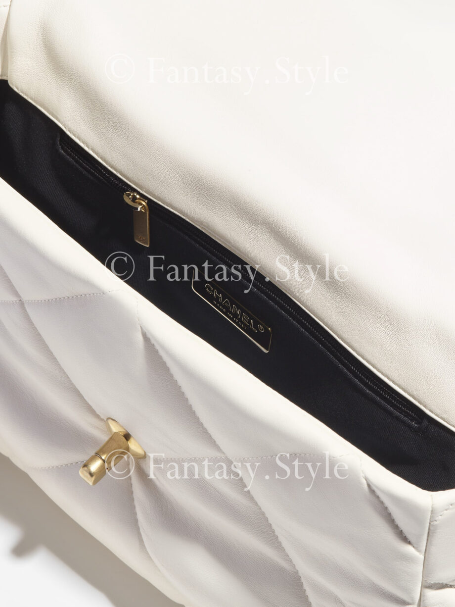 CHANEL 19 Large Handbag