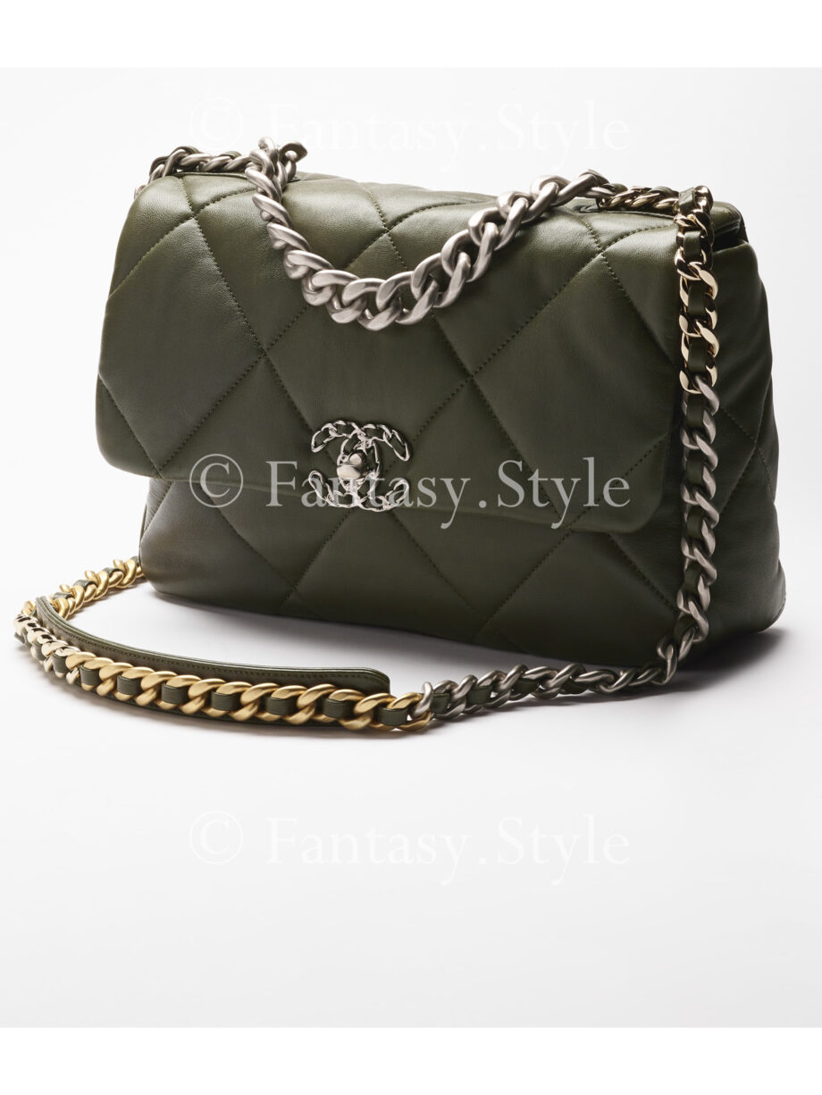 CHANEL 19 Large Handbag