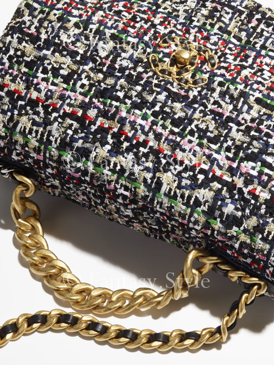 CHANEL 19 Large Handbag