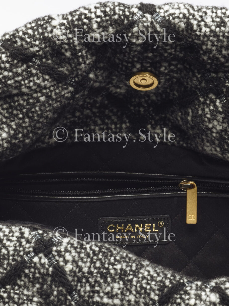 CHANEL 22 Handbag #2