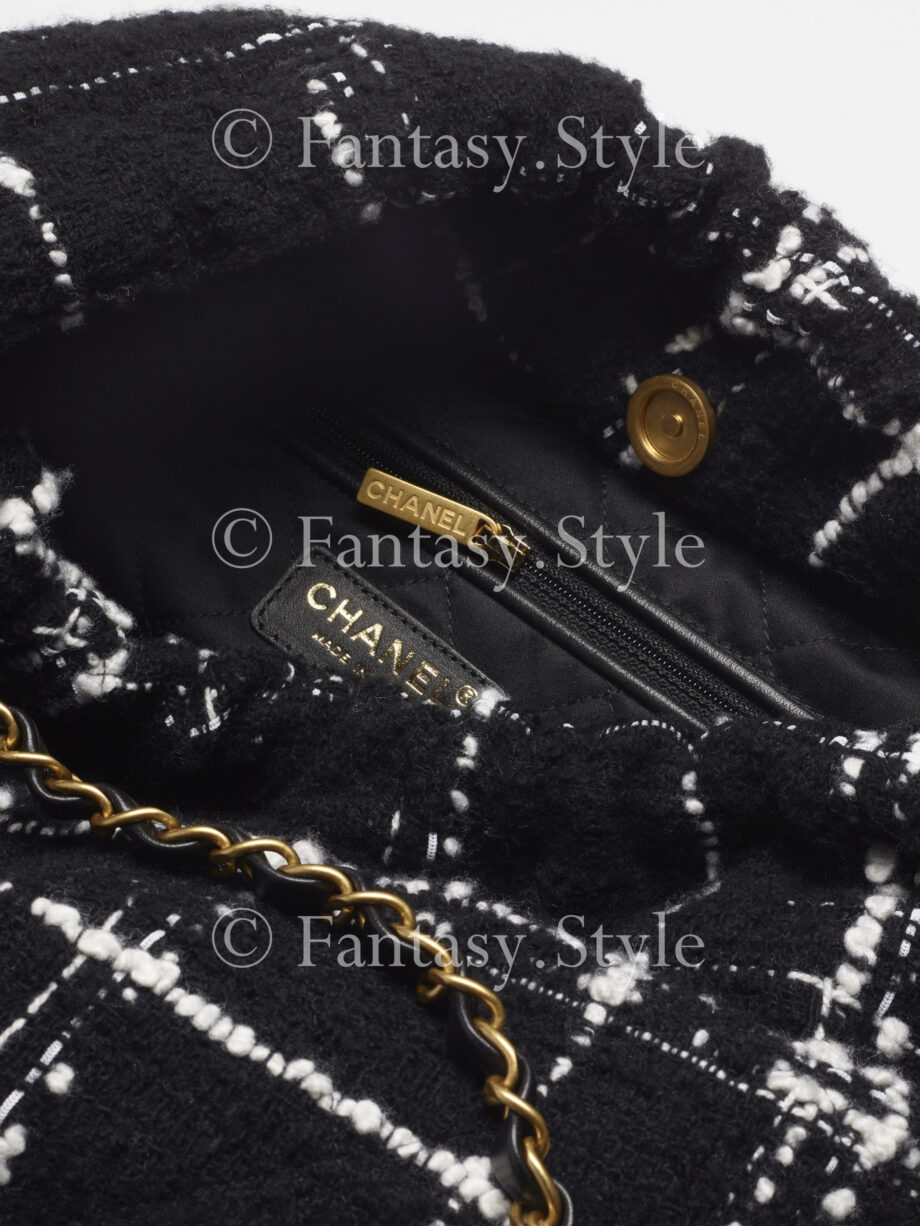 CHANEL 22 Handbag #2