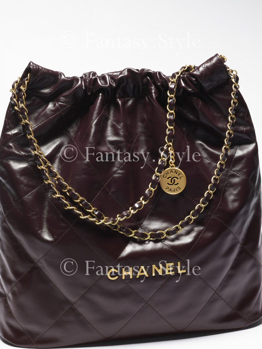 CHANEL 22 Large Handbag