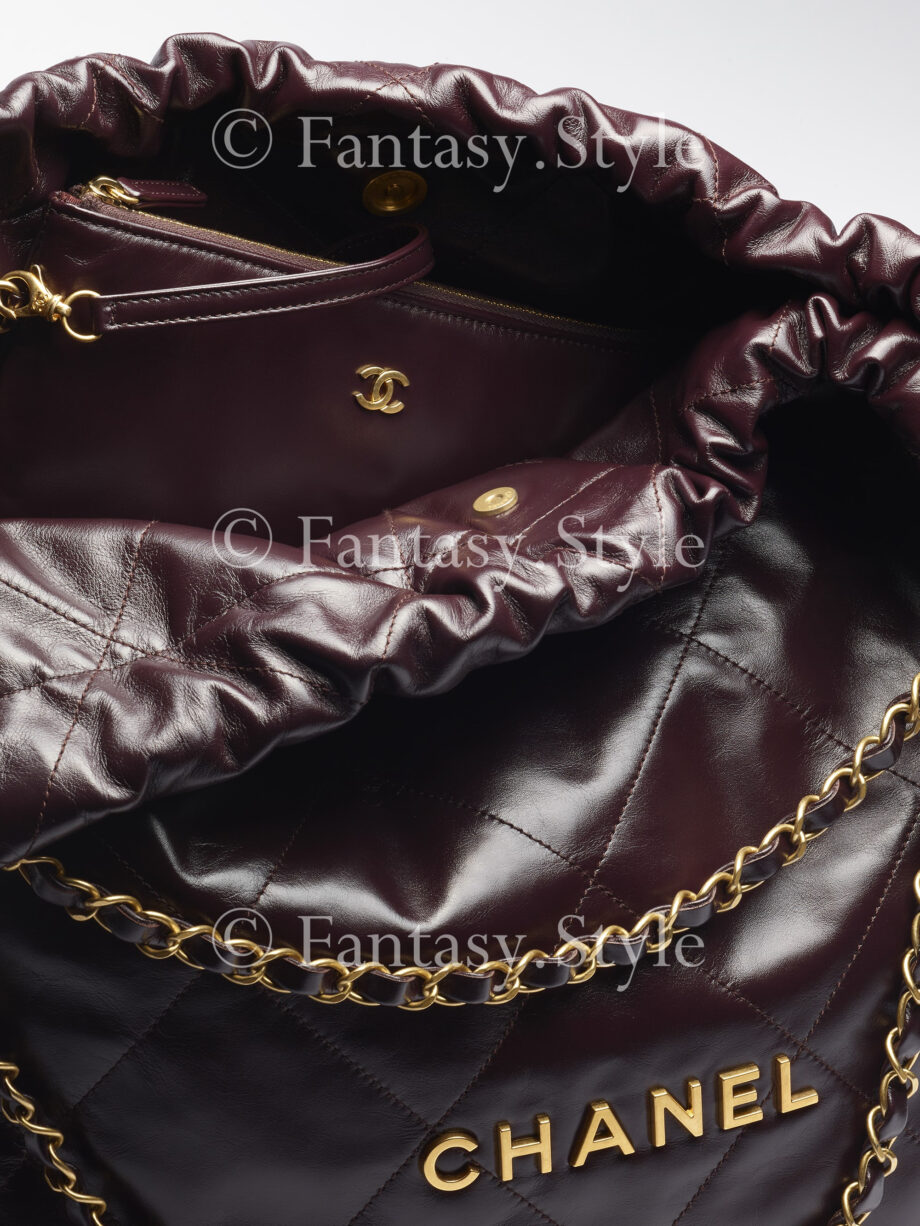 CHANEL 22 Large Handbag