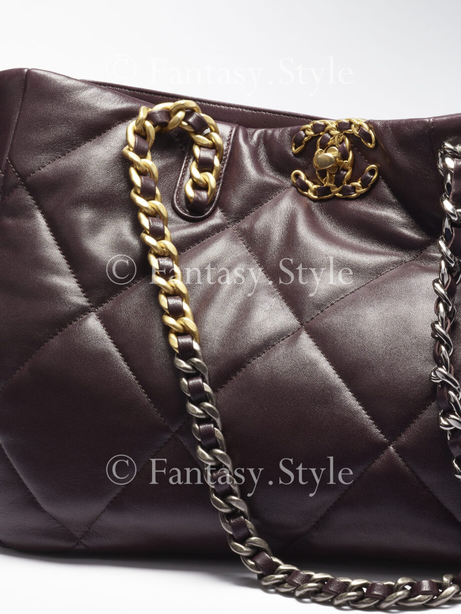CHANEL 19 Shopping Bag